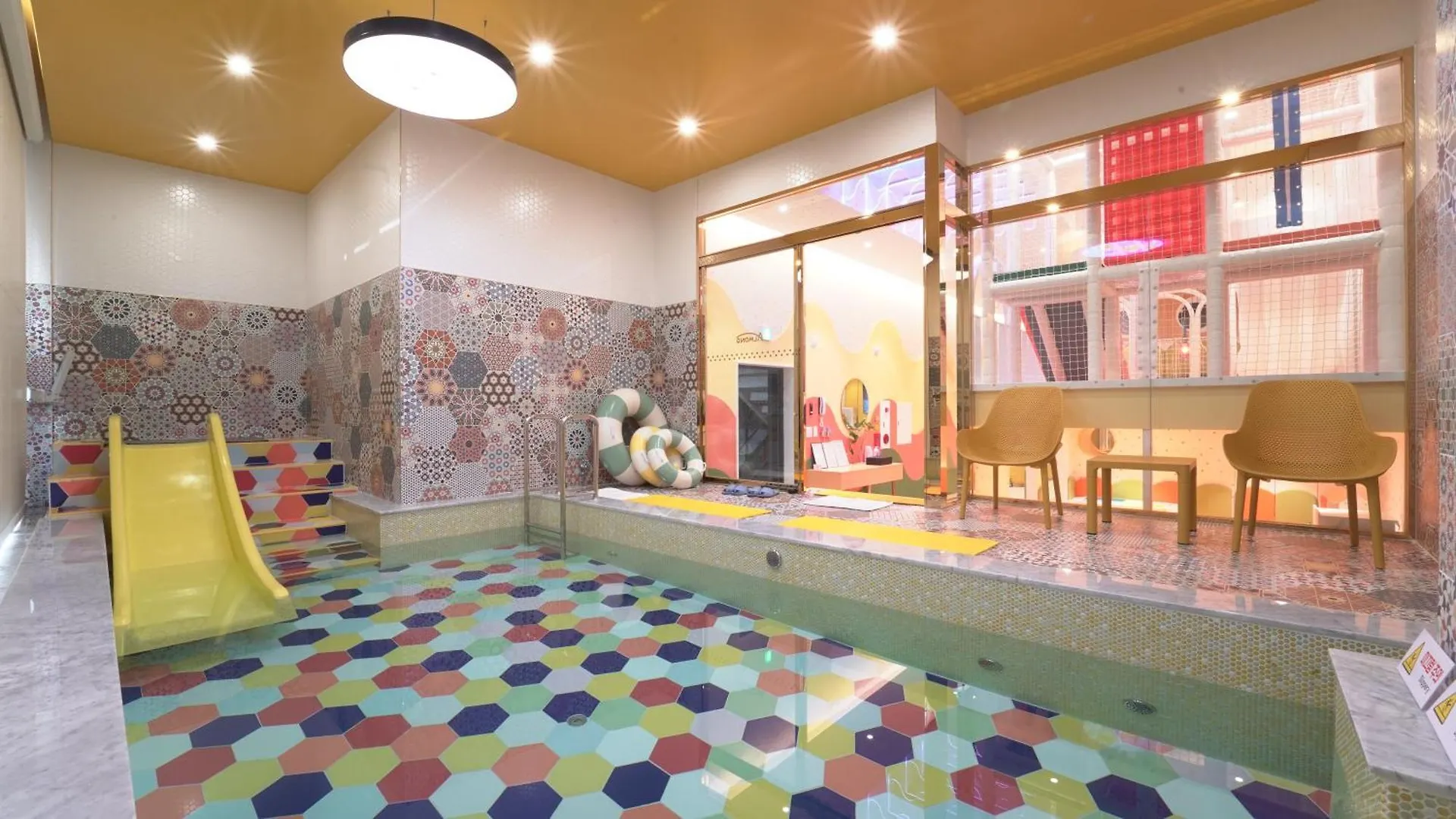 Hotel Almond Kids Poolvilla Nampo Busan